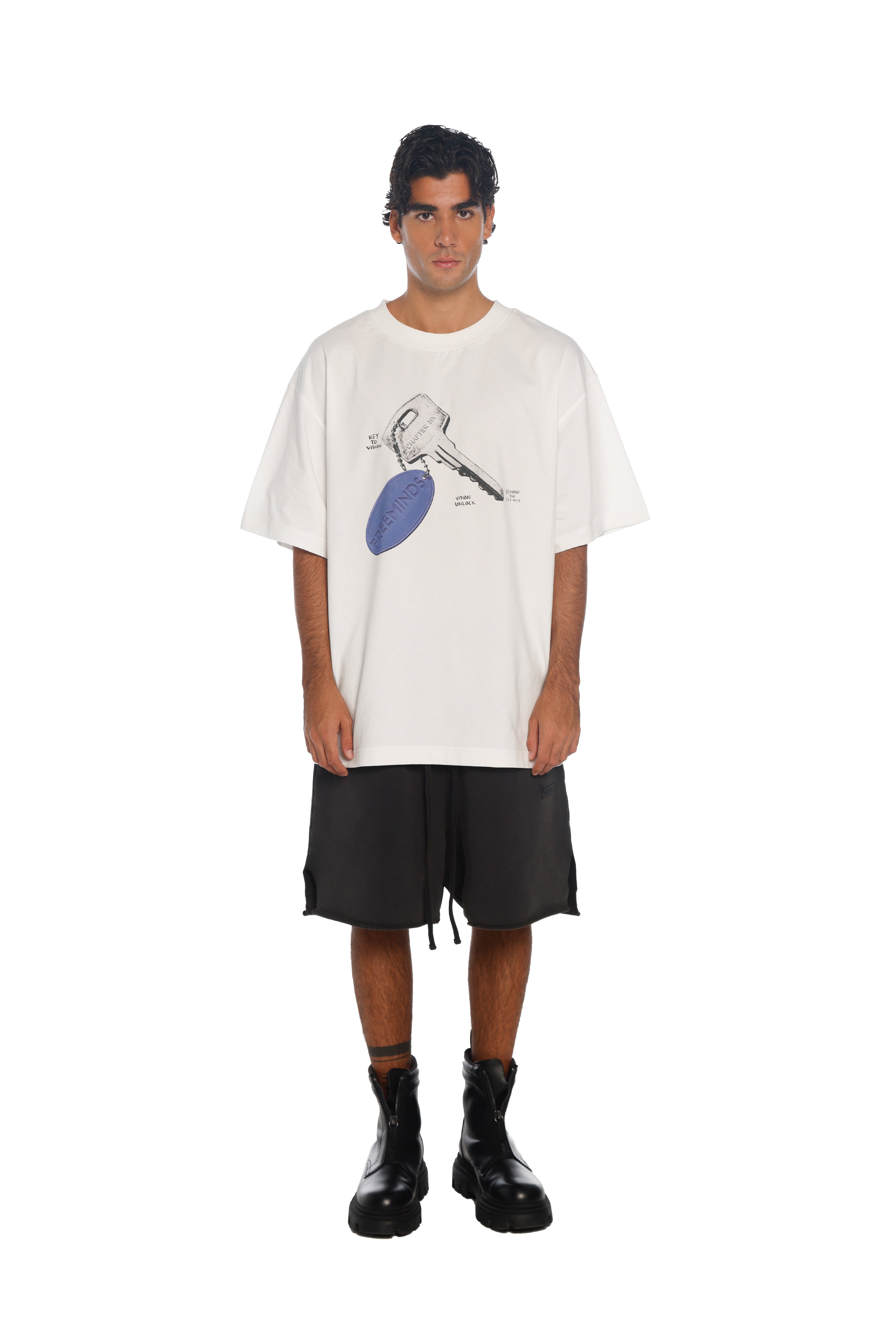 فري مايندز Key Of Vision Off تيشيرت باللون الابيض