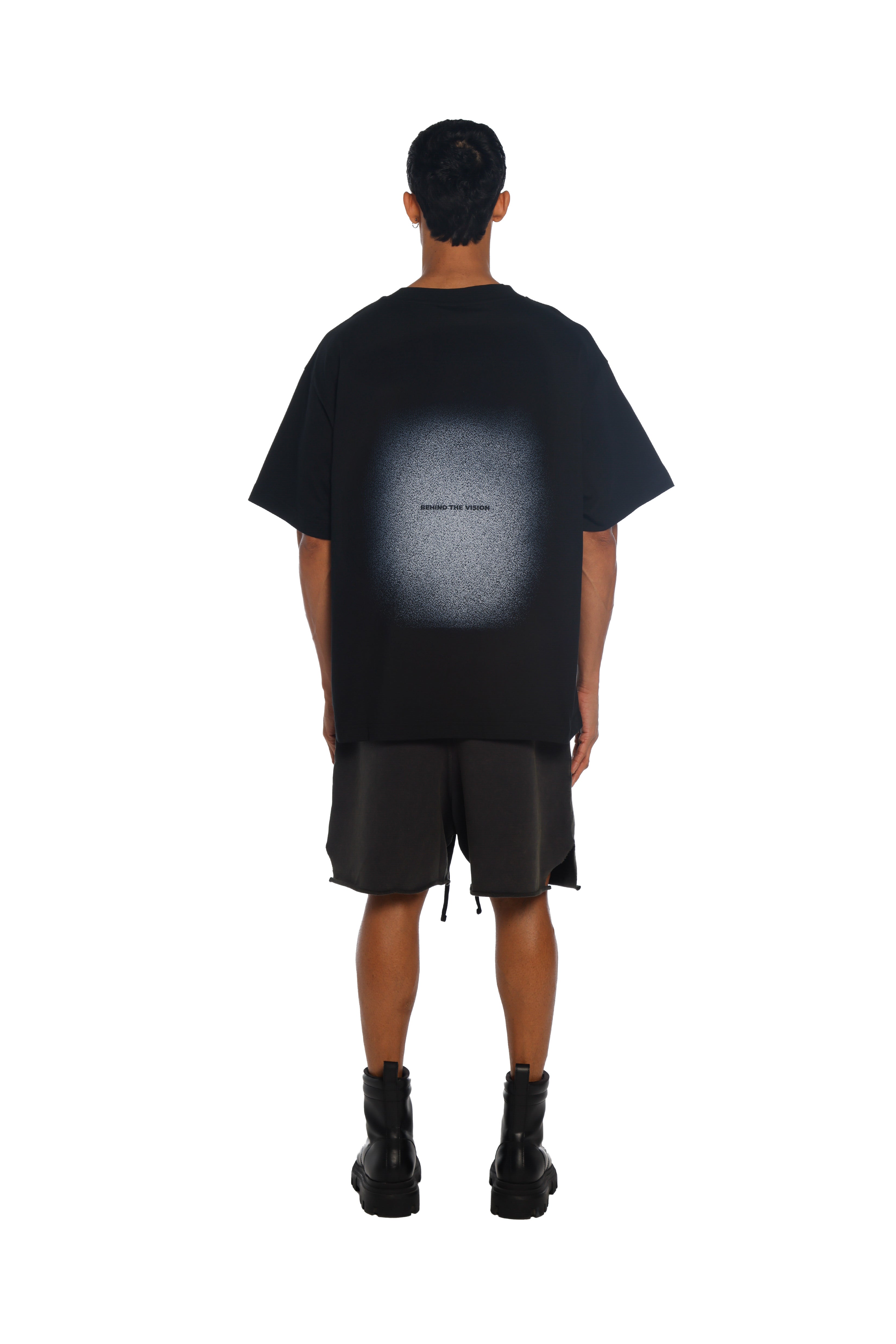 فري مايندز Bluured Logo تيشيرت باللون الأسود