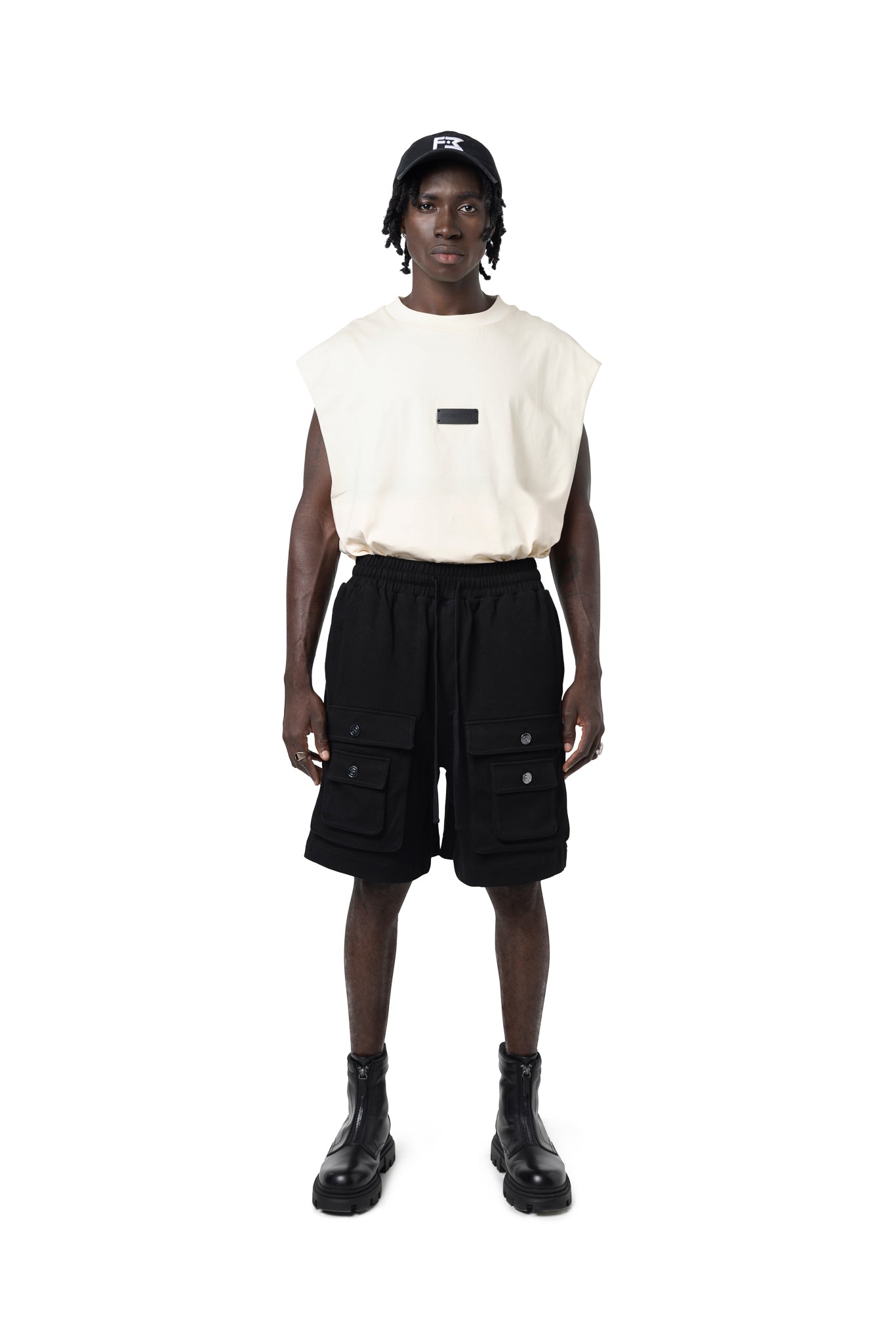 FRENCH TERRY CARGO BLACK SHORT