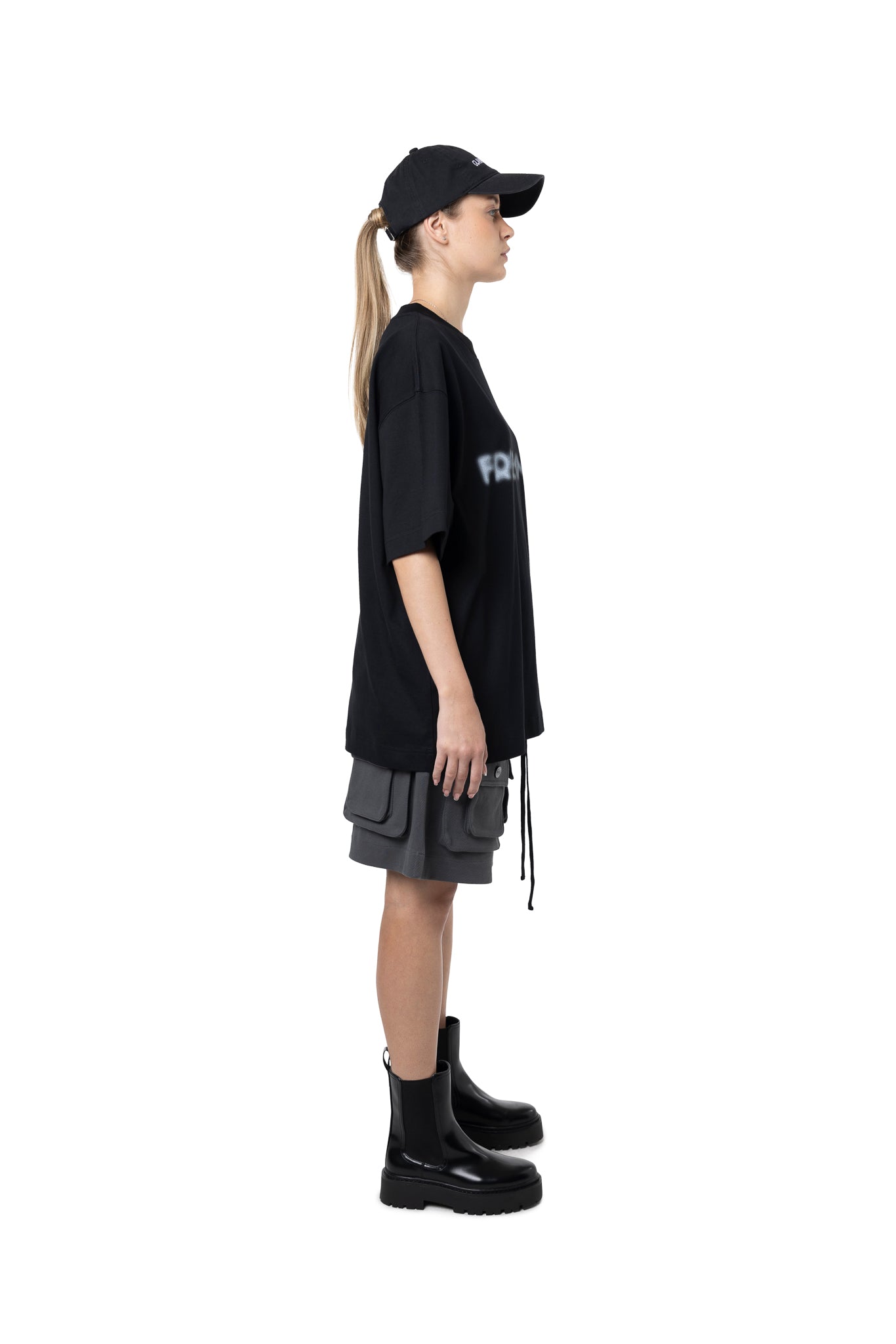 BLACK LOGO T-SHIRT