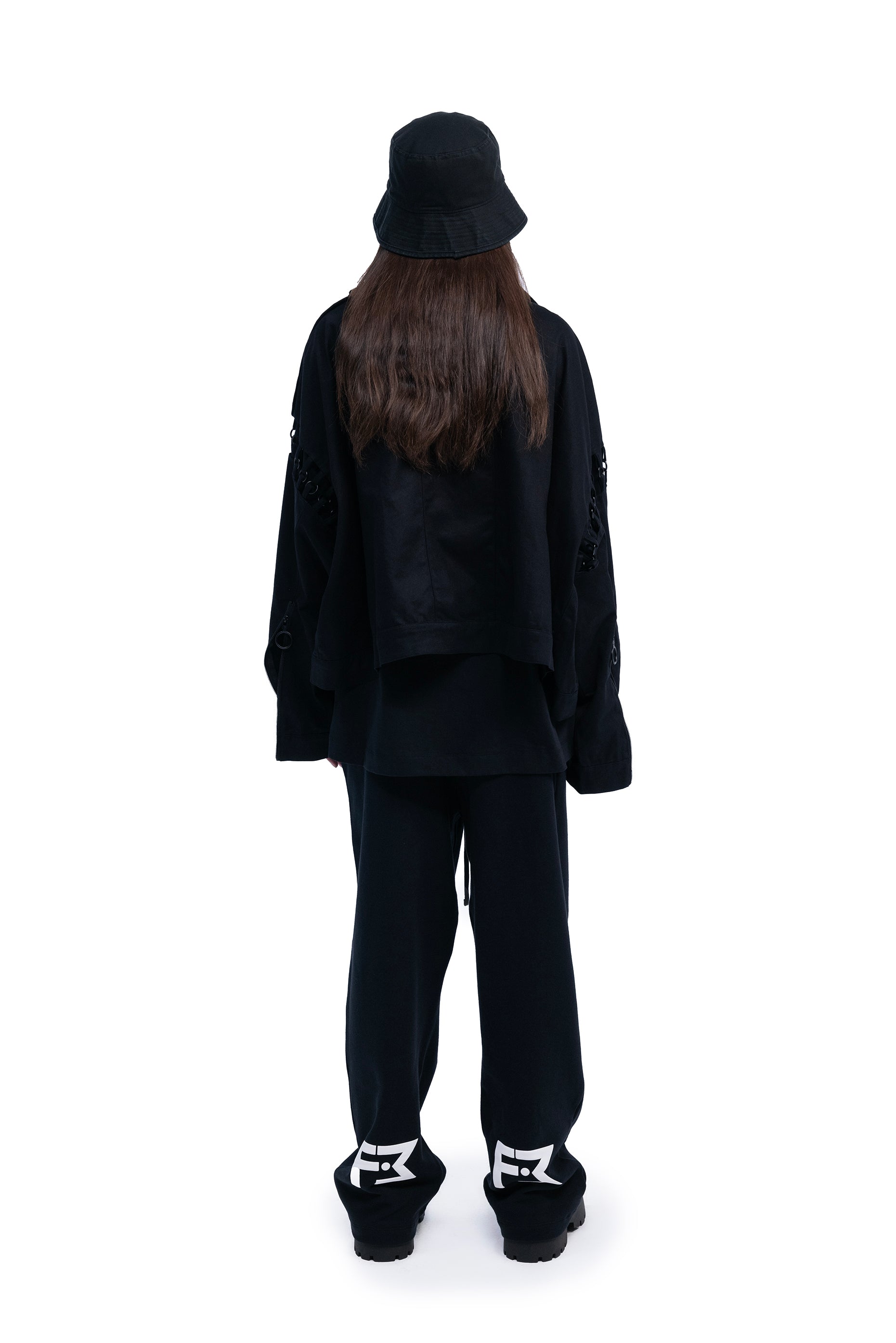 UNISEX BLACK ZIP-UP CROPPED JACKET