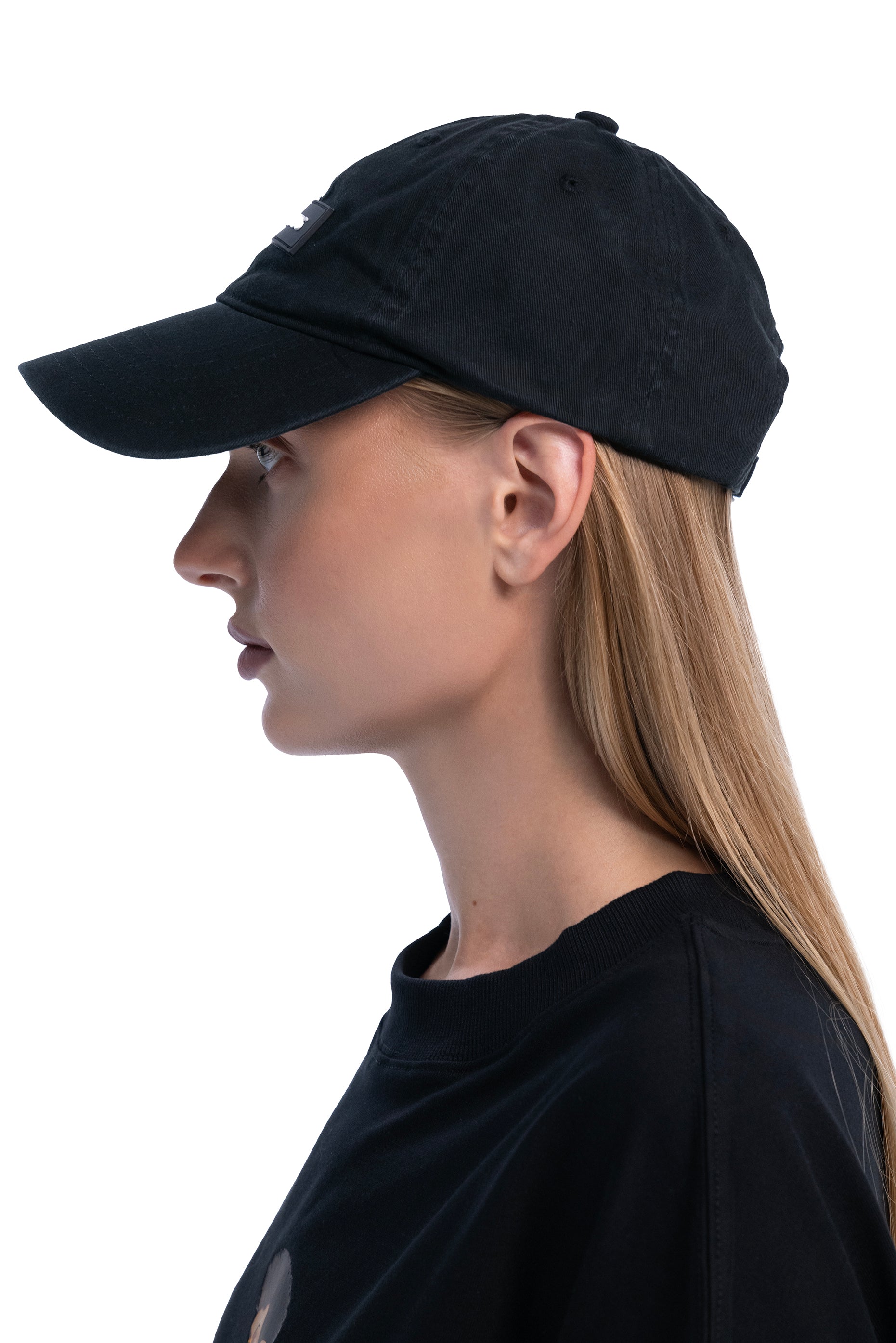 RUBBERIZED LOGO PATCH CAP