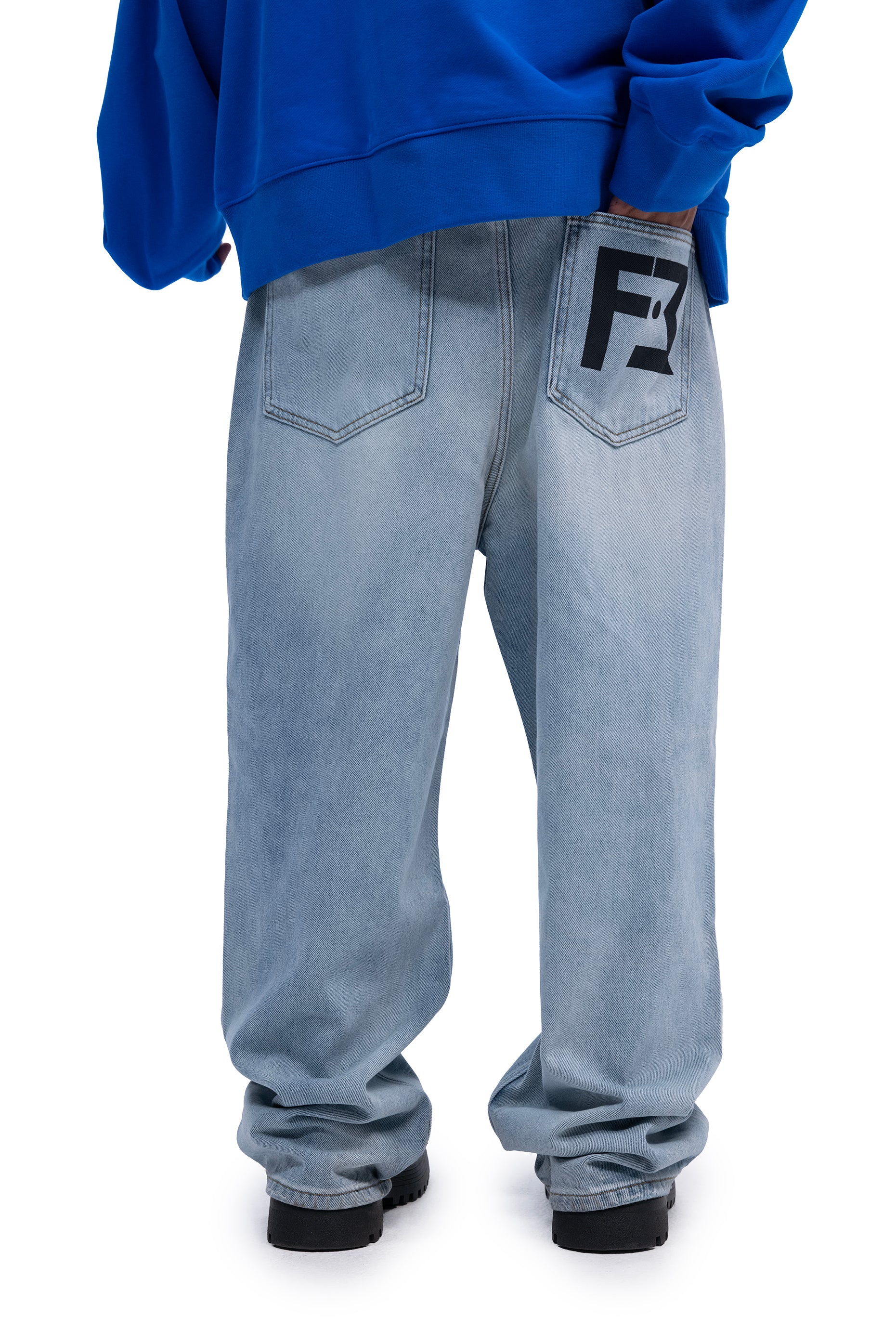 FADED EFFECT STRAIGHT LEG JEANS
