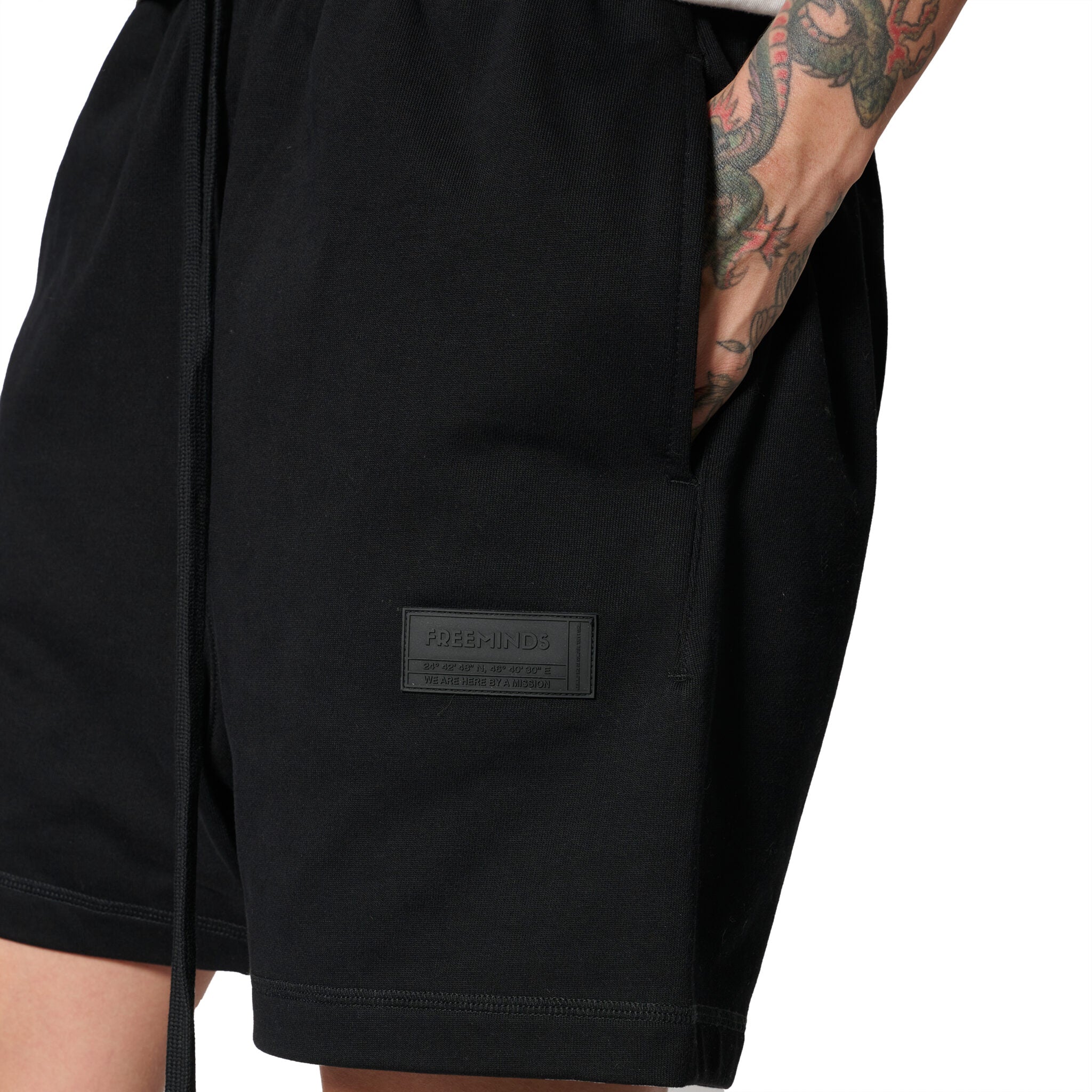 BLACK TERRY SHORT