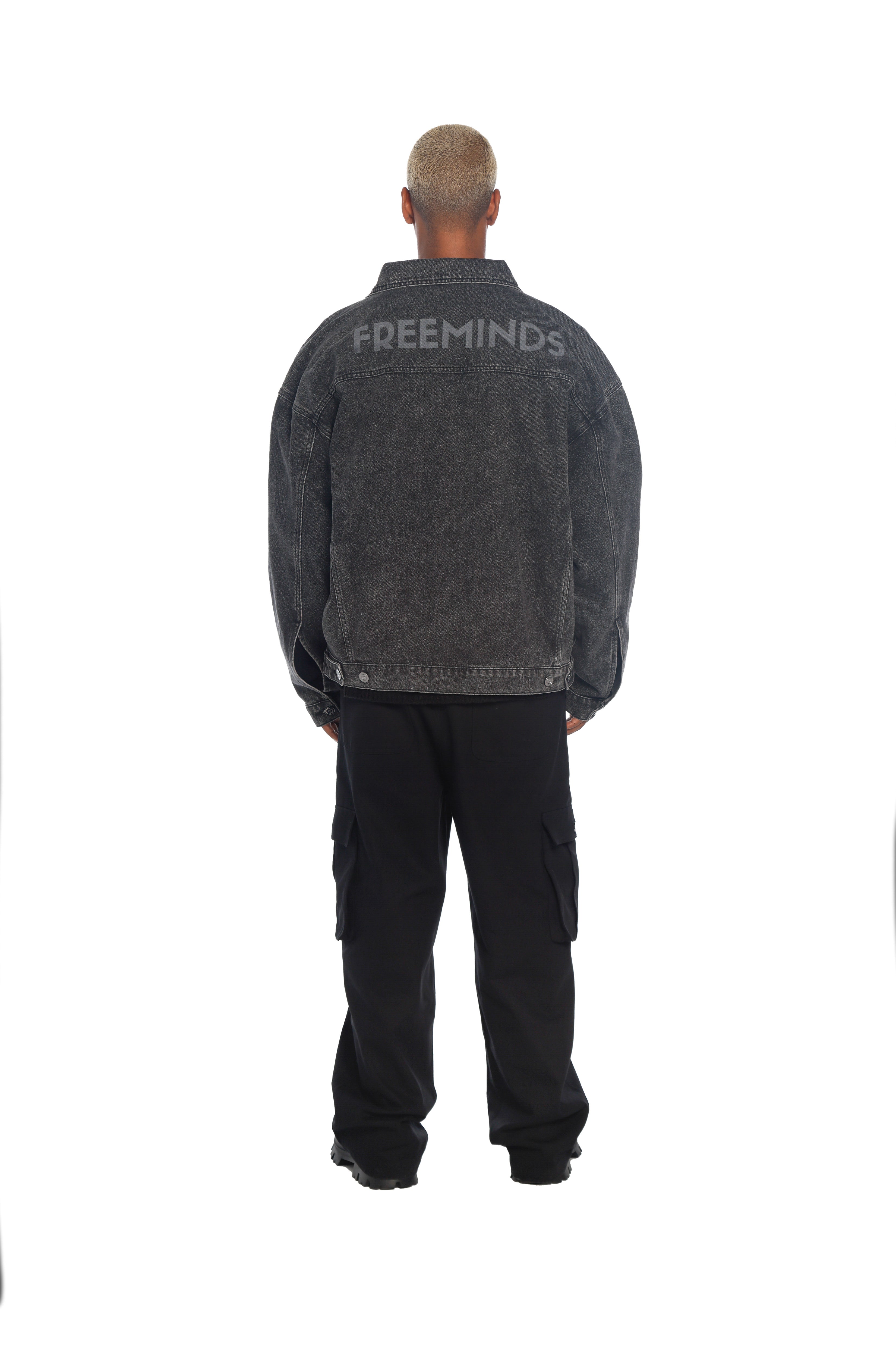 فري مايندز Denim جاكيط  باللون الأسود معالج