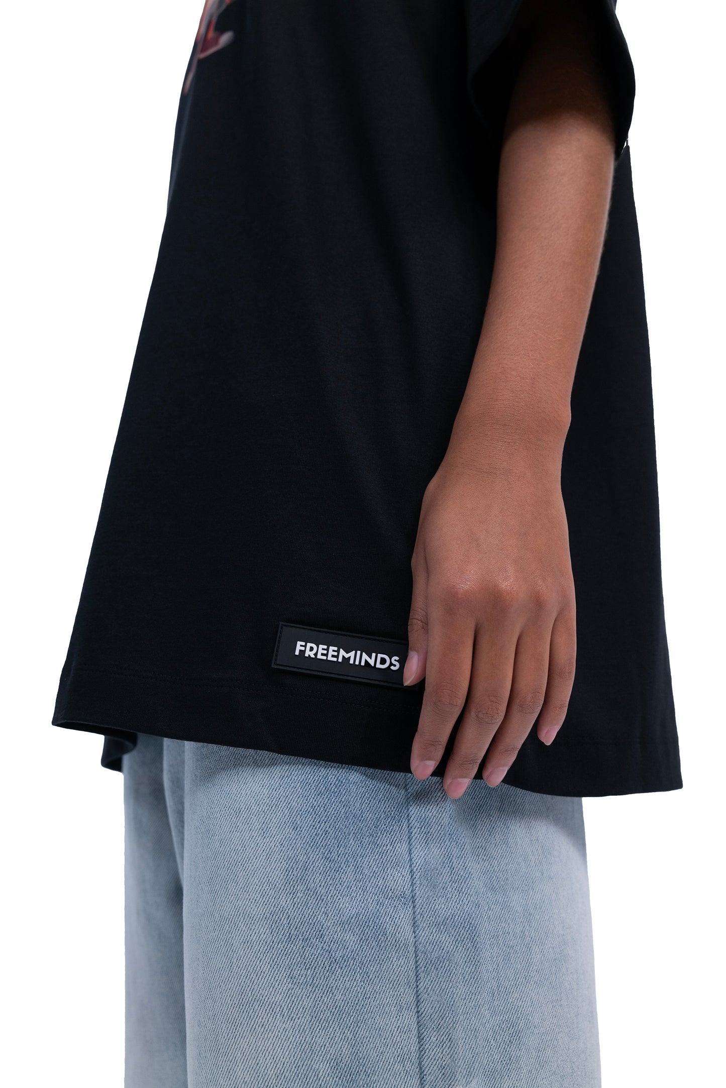 BLACK CONFIDENCES OVERSIZED T-SHIRT